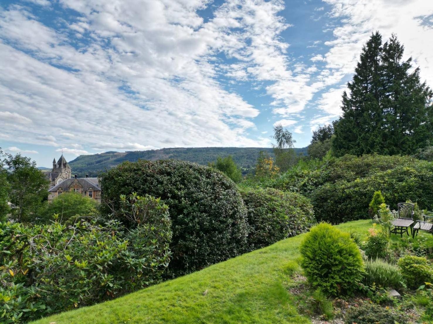 Wellwood Manor Hotel Pitlochry Exterior photo